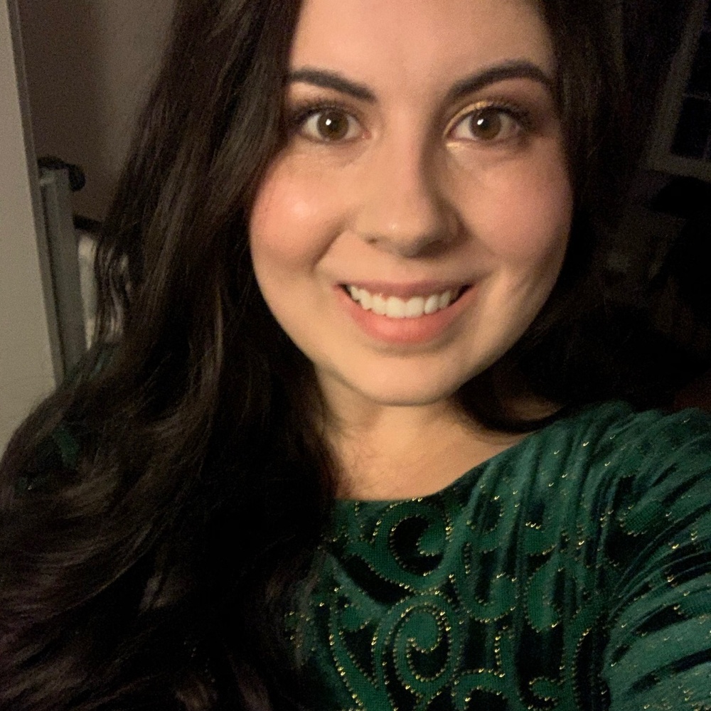 Meet your Posher, Elizabeth